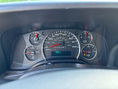 New 2024 Chevrolet Express 3500 w/ Power Convenience Package image 21