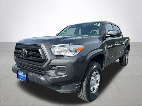 Used 2022 Toyota Tacoma SR image 2