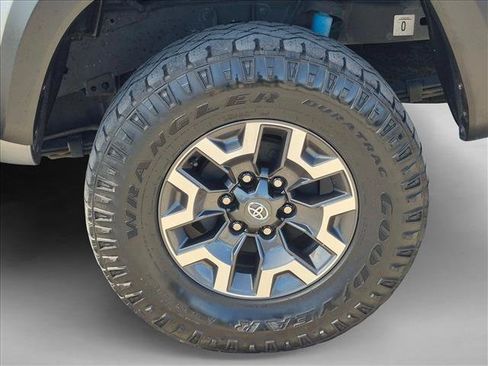 Used 2021 Toyota Tacoma TRD Off-Road RWD image 22