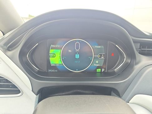 Used 2019 Chevrolet Bolt LT FWD image 21