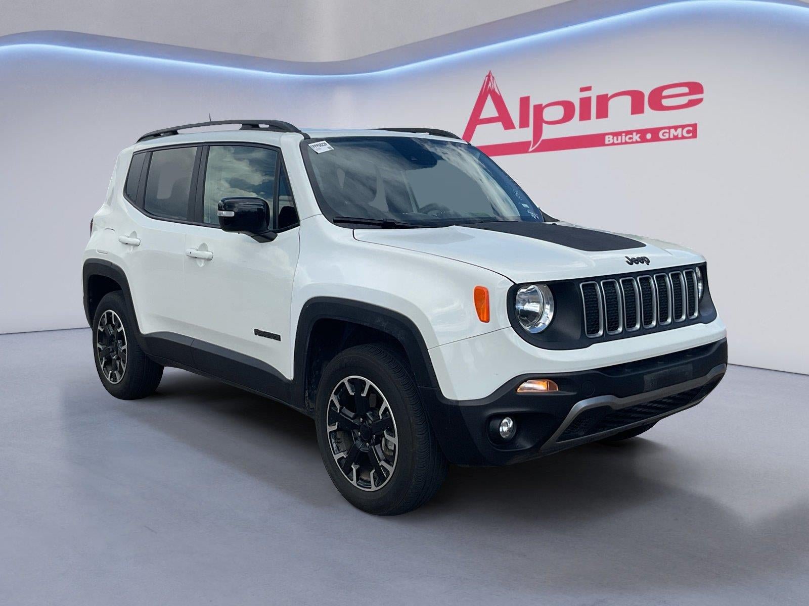 Used 2023 Jeep Renegade Latitude AWD/4WD image 7