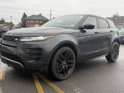 Used 2024 Land Rover Range Rover Evoque Dynamic SE image 2