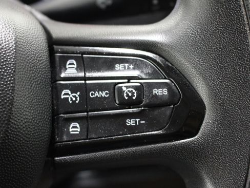 Used 2025 RAM ProMaster 2500 w/ Convenience Group FWD image 10