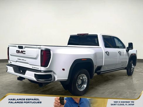 New 2026 GMC Sierra 3500 Denali w/ Denali Reserve Package AWD/4WD image 16