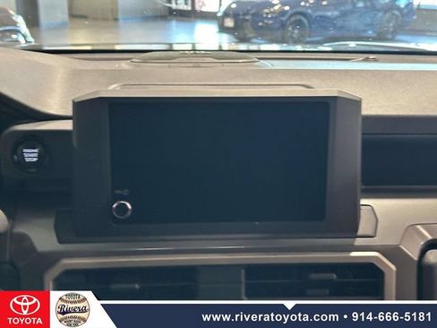 Certified 2024 Toyota Tacoma SR5 AWD/4WD image 16