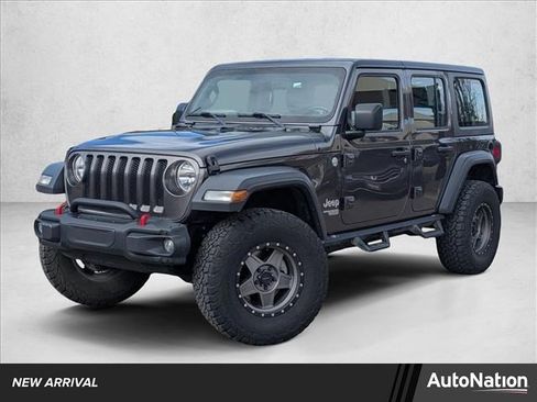 Used 2018 Jeep Wrangler Unlimited Sport image 1