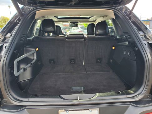 Used 2014 Jeep Cherokee Trailhawk AWD/4WD image 31