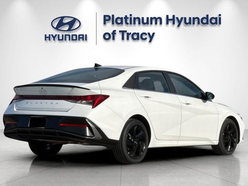 New 2026 Hyundai Elantra SEL Sport Premium FWD image 4
