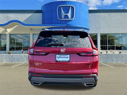 Used 2025 Honda CR-V Sport image 3