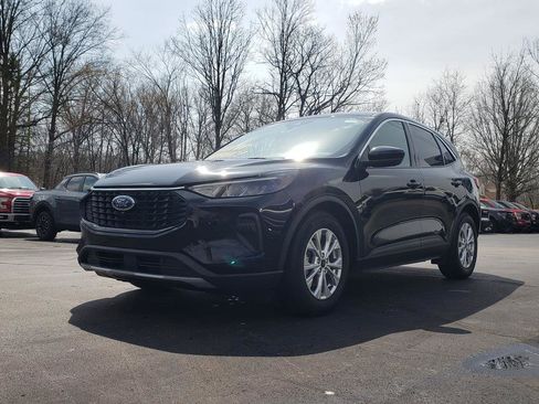 Used 2023 Ford Escape Active w/ Tech Pack #2 image 1