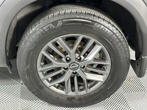 Certified 2024 Nissan Rogue S image 10