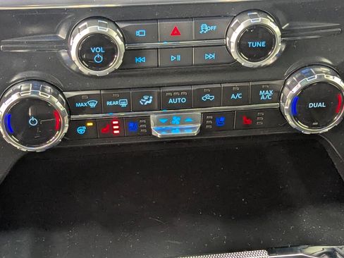 New 2025 Ford F150 Lariat w/ Equipment Group 501A Mid image 25