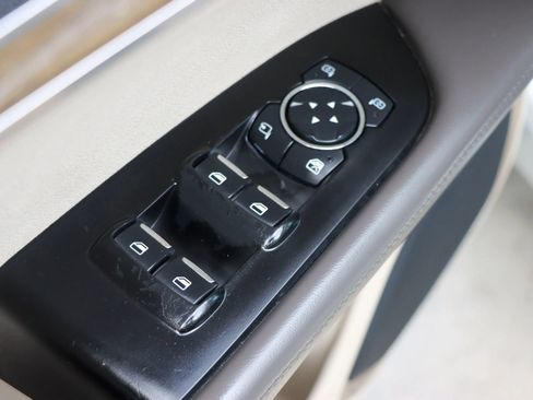 Used 2020 Lincoln Nautilus Reserve FWD image 14