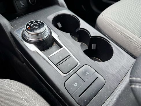 Used 2021 Ford Escape S image 24