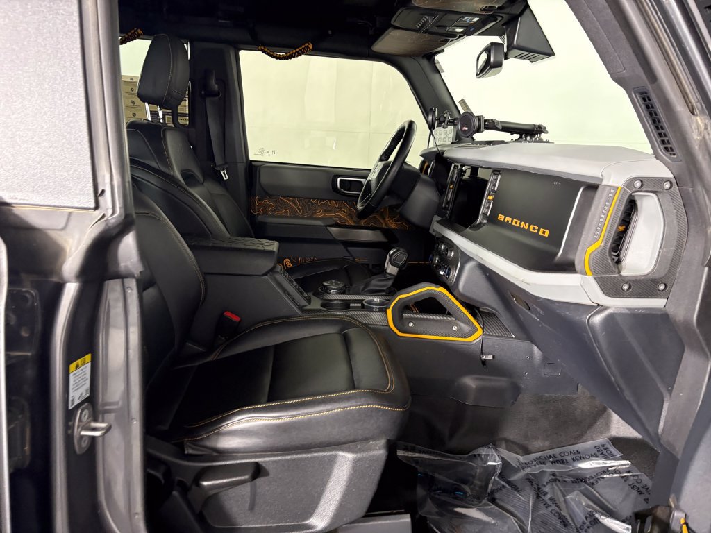 Used 2023 Ford Bronco Badlands w/ Sasquatch Package AWD/4WD image 32