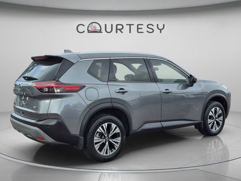 Used 2021 Nissan Rogue SV w/ Premium Package FWD image 7