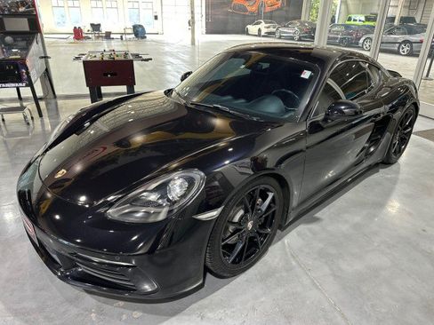 Used 2019 Porsche 718 Cayman RWD image 12
