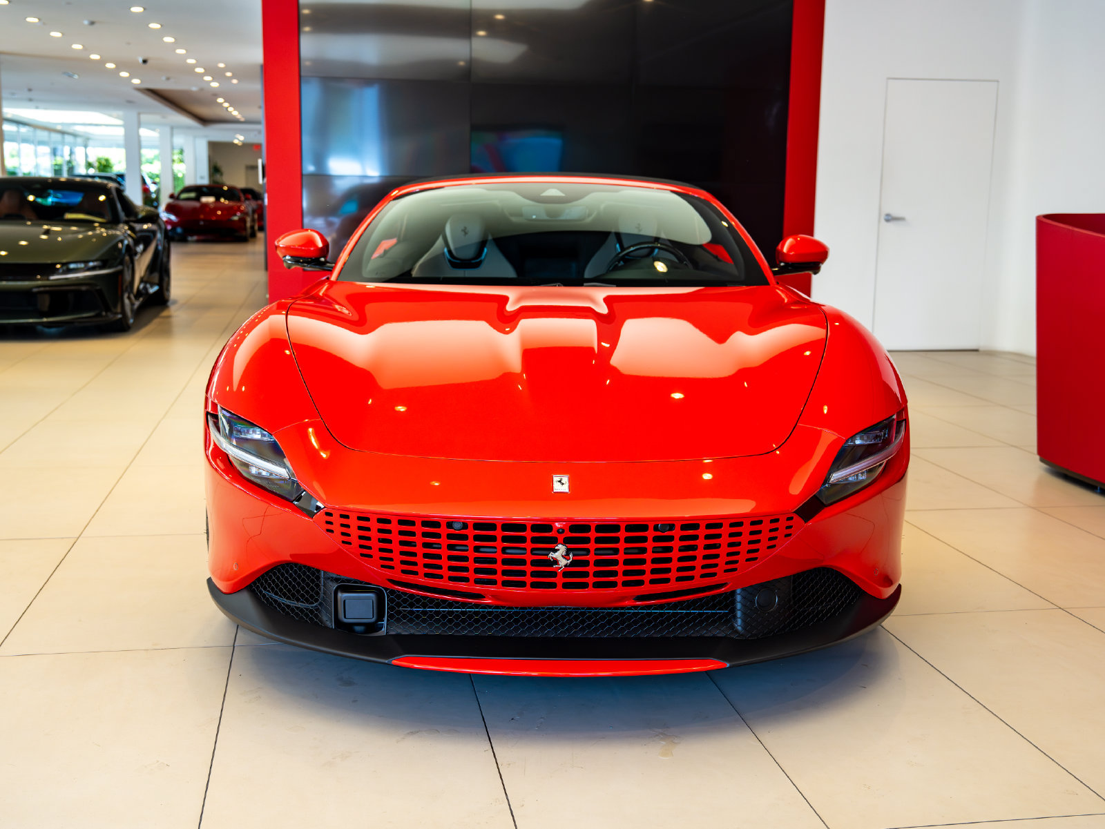 Certified 2026 Ferrari Roma Spider RWD image 32