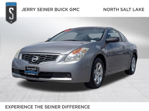 Used 2009 Nissan Altima 2.5 S w/ Premium Pkg FWD image 1