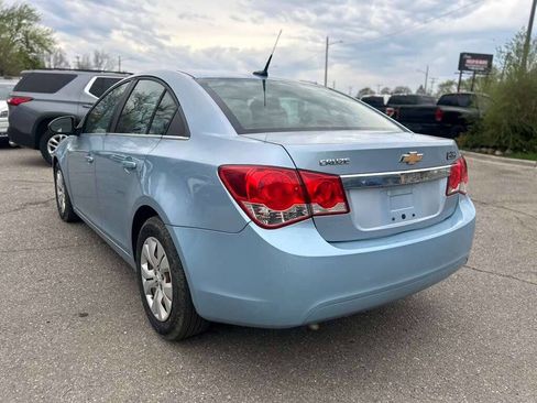 Used 2012 Chevrolet Cruze LS image 7