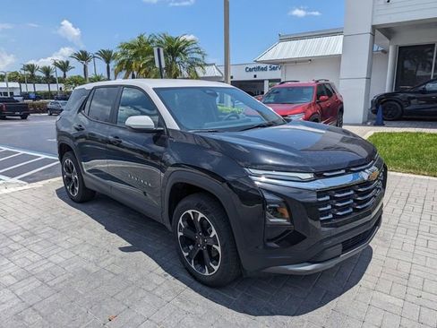 New 2026 Chevrolet Equinox LT image 2