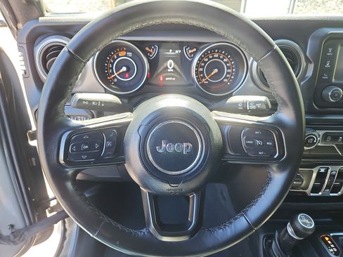 Used 2021 Jeep Wrangler Unlimited Sport AWD/4WD image 19