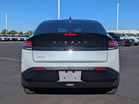 New 2026 Nissan Leaf SV+ image 4