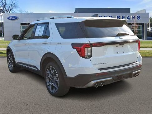 Used 2025 Ford Explorer Platinum w/ Ultimate Package AWD/4WD image 5