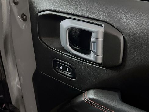 Used 2022 Jeep Gladiator Rubicon w/ LED Lighting Group image 32