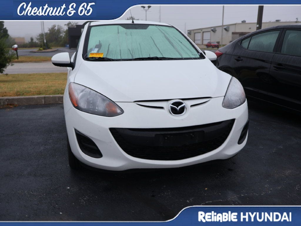 Used 2014 MAZDA MAZDA2 Sport FWD image 4