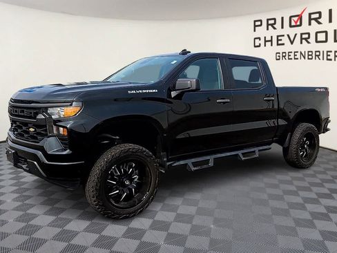 Used 2022 Chevrolet Silverado 1500 Custom AWD/4WD image 4