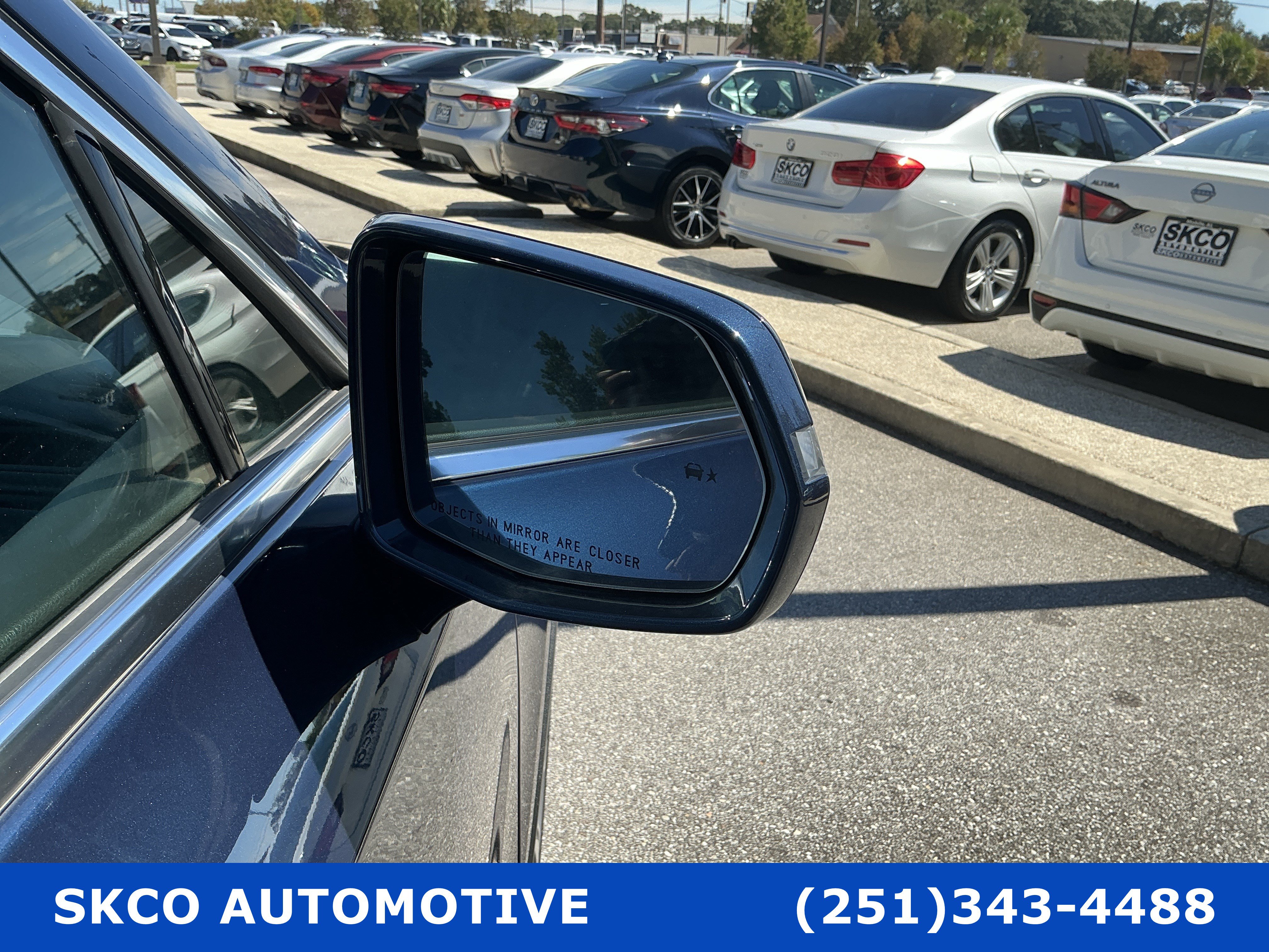 Used 2019 Cadillac XT4 Premium Luxury w/ Technology Package FWD image 10