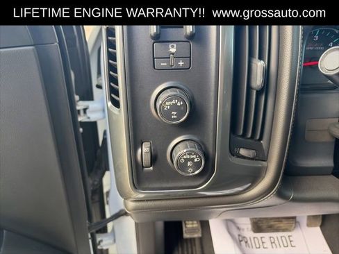 Used 2018 Chevrolet Silverado 1500 LTZ Z71 w/ LTZ Plus Package AWD/4WD image 19