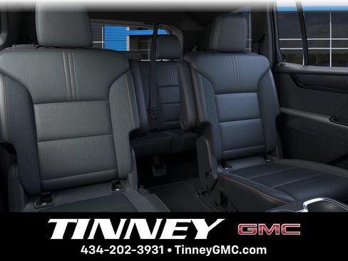 New 2026 GMC Acadia AT4 w/ Luxury Package AWD/4WD image 17
