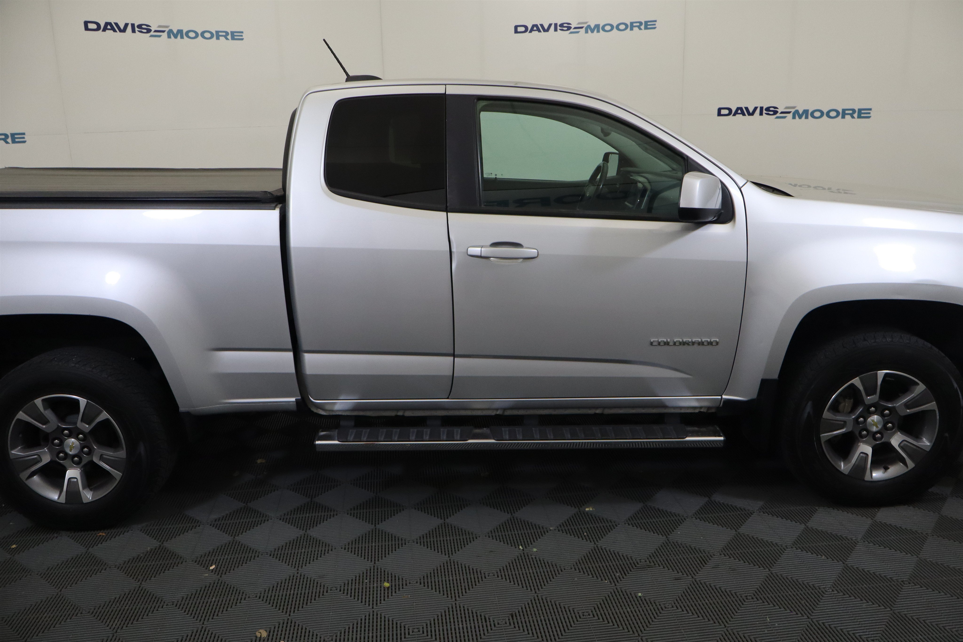 Used 2018 Chevrolet Colorado Z71 AWD/4WD image 5