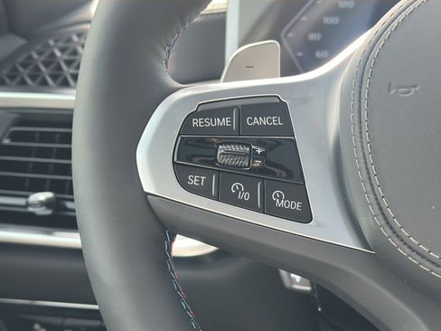 New 2026 BMW X7 M60i image 21