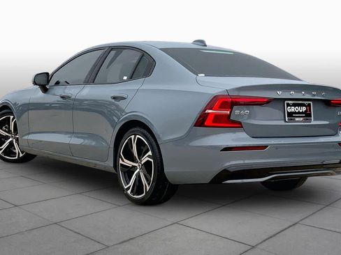 Used 2023 Volvo S60 B5 Core FWD image 12