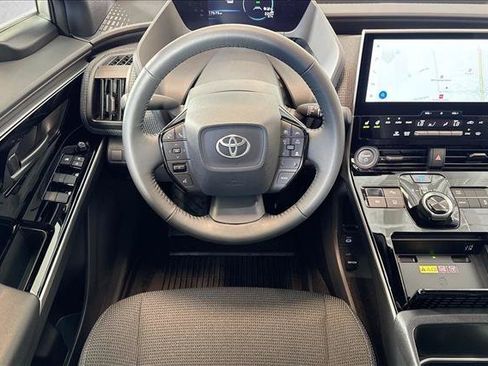 Used 2024 Toyota bZ4X FWD image 21