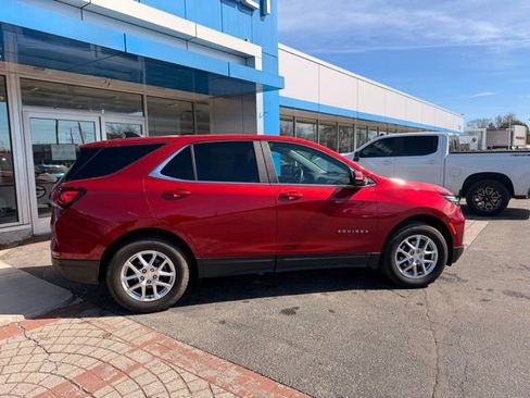 Used 2023 Chevrolet Equinox LT image 7