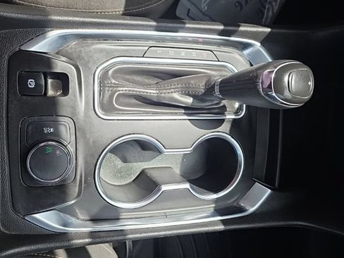 Used 2018 Chevrolet Traverse LT FWD image 28