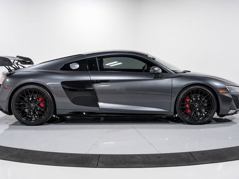 Used 2020 Audi R8 V10 image 2