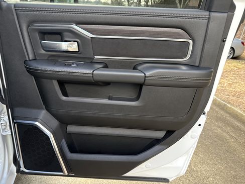 New 2025 RAM 3500 Laramie w/ Towing Technology Group image 18