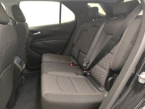 Used 2020 Chevrolet Equinox LT image 18