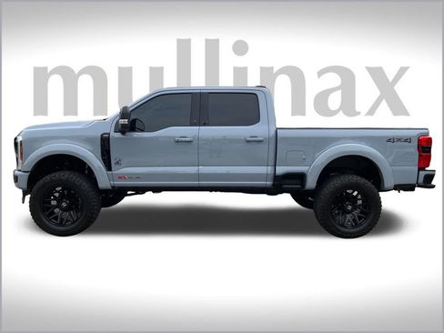 Used 2025 Ford F250 Lariat w/ Lariat Ultimate Package image 10