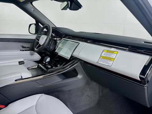 New 2026 Land Rover Range Rover Sport SE AWD/4WD image 27