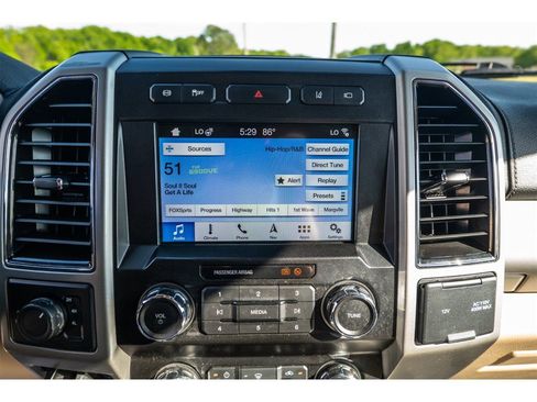 Used 2019 Ford F350 Lariat w/ Lariat Ultimate Package AWD/4WD image 23