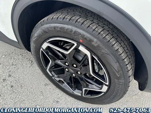 New 2026 Ford Escape Platinum w/ Premium Technology Package image 11