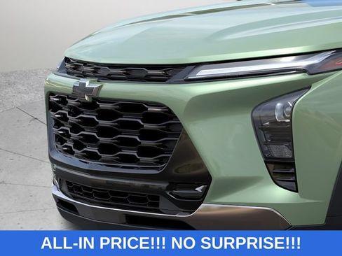 New 2026 Chevrolet Trax ACTIV w/ Sunroof Package FWD image 13
