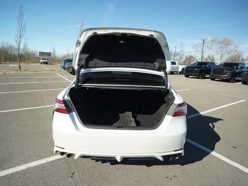 Used 2020 Toyota Camry XSE image 17