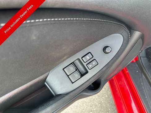 Used 2020 Nissan 370Z Coupe RWD image 10